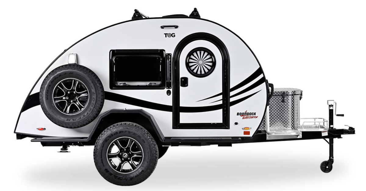 How Much Does an RV Camper Weigh? (With Examples)